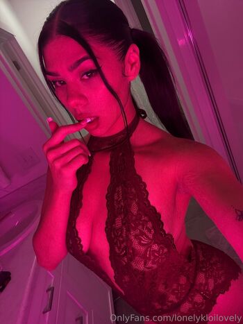 lonelykloiloveli