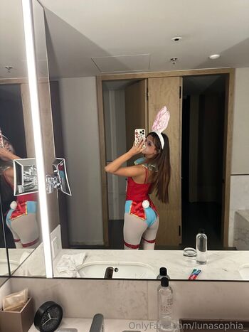 lunasophia_