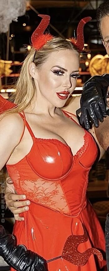 Lydia Kelovitz