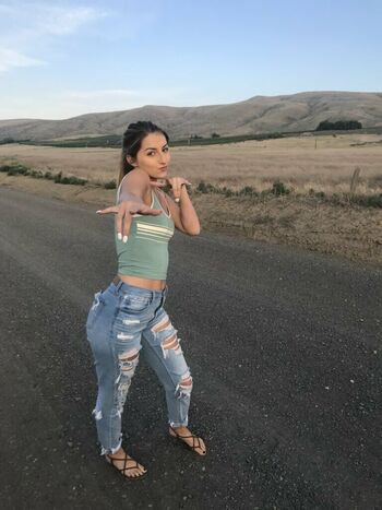 Madi thicc