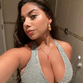 Maria Clara Chaves