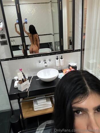 Mia Khalifa
