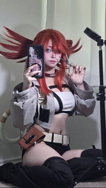 min_cosplay