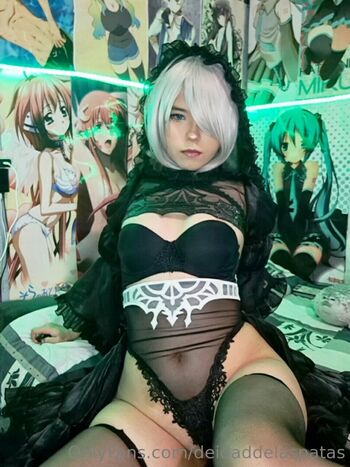 Momoiro Cosplay