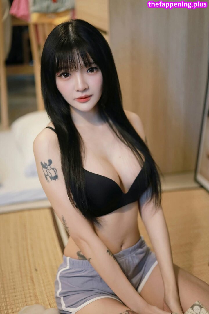 nnewy / nnewys Nude OnlyFans Photo #93