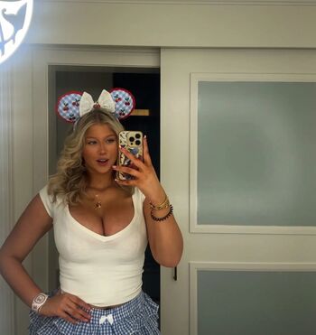 olivia_kuehner