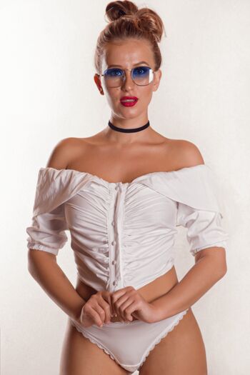 Pamela Moon Pamela03