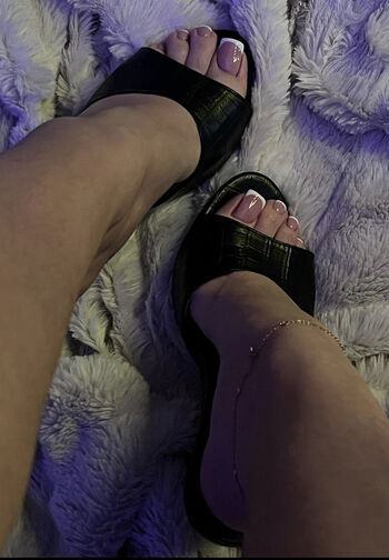 Purehumansoul Pieds