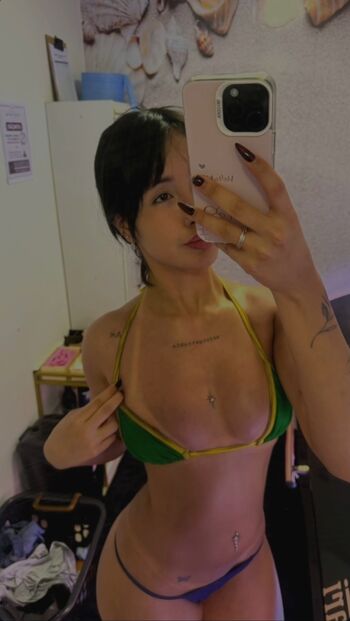 Sabrinna Takeushi