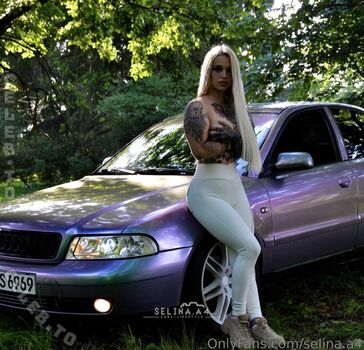 Selina.A4