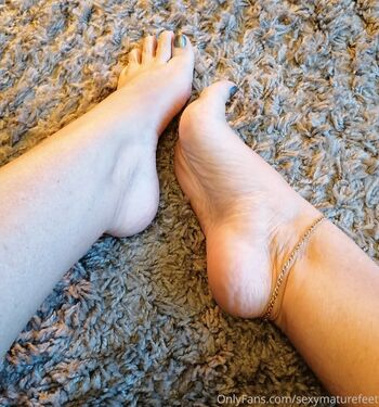 sexymaturefeet