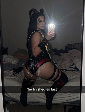 Stephanie Vaquer