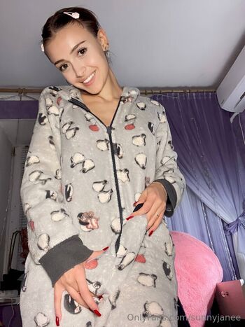 sunnyjanee