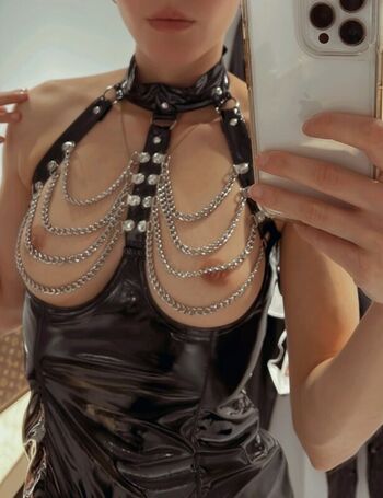 Swedish_vixen