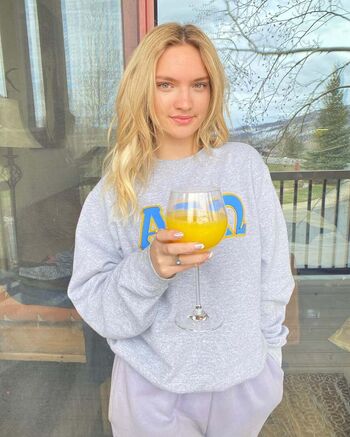 Sydney Calhoun