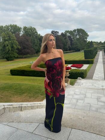 Una Healy