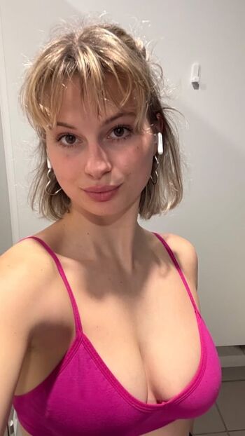 varvara_in_paris