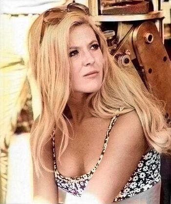 Vintage Sexy Celebs