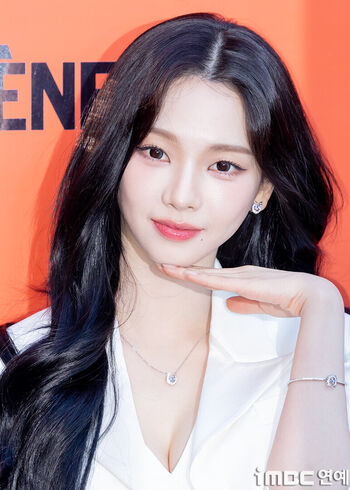 WomenK-pop