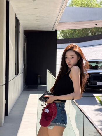 WomenK-pop
