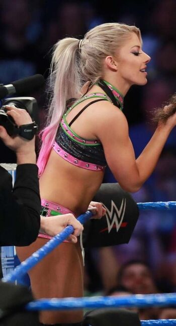 Wwe Alexa