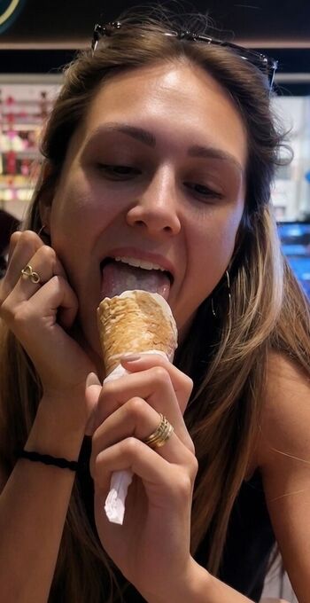 Yasmin Castilho