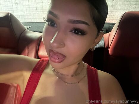 yayabunnyyy