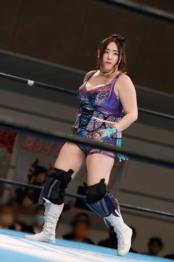 Yuna Manase