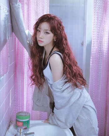YUQI