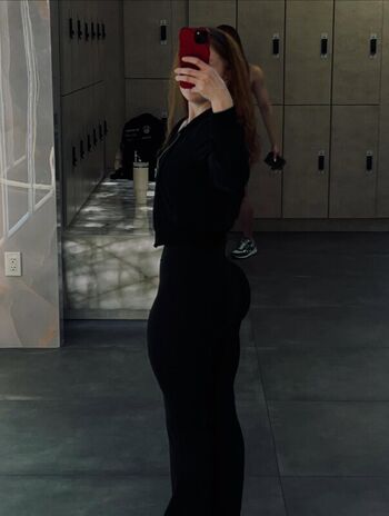 Zoe Tierney